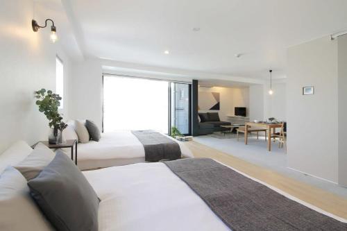 Hiroshima City Centre Apartment | bHOTEL Heiwaodori 902 - Huge Apt in Famous Hiroshima dori for 6p