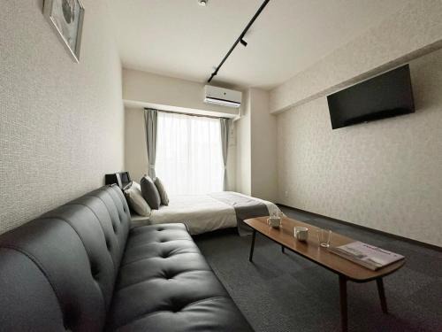 Hiroshima City Centre Apartment | bHOTEL Nagomi - Comfy Apartment for 3 people near City Center
