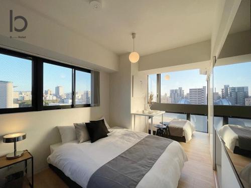 Hiroshima City Centre Apartment | bHOTEL Nekoyard - City-Center Studio, Secure & Close to Peace Park