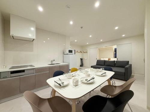 Hiroshima City Centre Apartment | bHOTEL Nikkei Perfect Group Stay Central 2BR Apartment