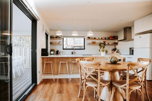 Bicheno House | Bichenobae