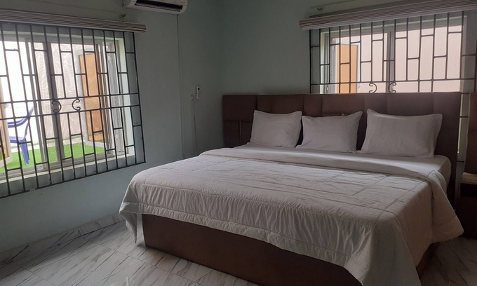 Benin City Hotel | Biddex Lodge - by Cenlotts