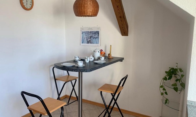 Biesdorf Apartment | Biesdorf-verkehrsgünstig und ruhig