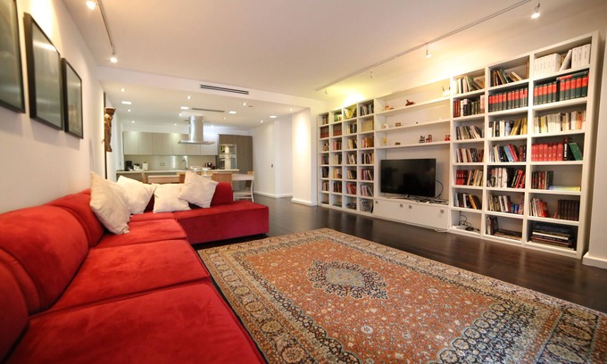 Blloku Apartment | Big Ben luxury apartment