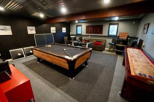 Long Pond House | Big Blue Lake House complete with Game Room