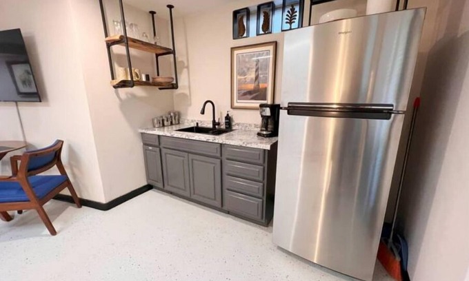 Danville House | Big Group? Centrally& Stylish 4BR/3.5BA Home