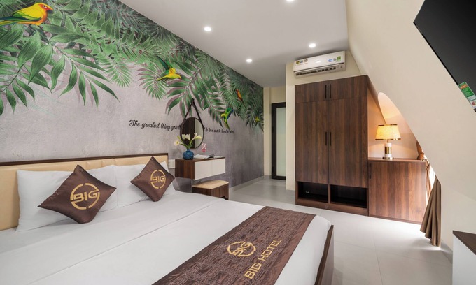 Hue Hotel | BIG HOTEL