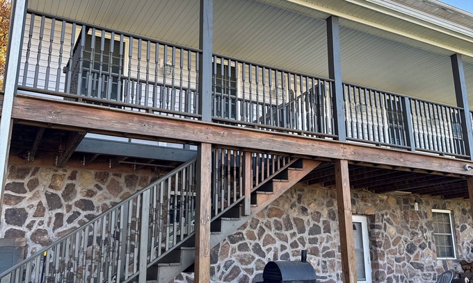Williamsport House | Big house in lovely South Williamsport 600 yards from little league baseball