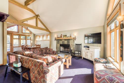 Sunriver House | Big Leaf Lane 28 | Discover Sunriver