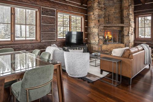 Big Sky House | Big Sky Lookout Tower Cabins - Beehive Basin