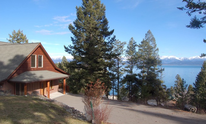 Somers House | Big Sky Montana Experience. Great View, Easy Access, Privacy & Modern Amenities