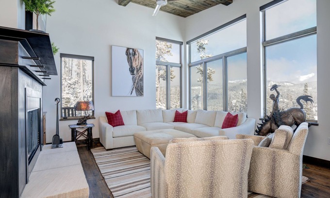 Powder Ridge Ski Chalet | Big Sky Vacation Rentals: Homestead 4 Claim Jumper