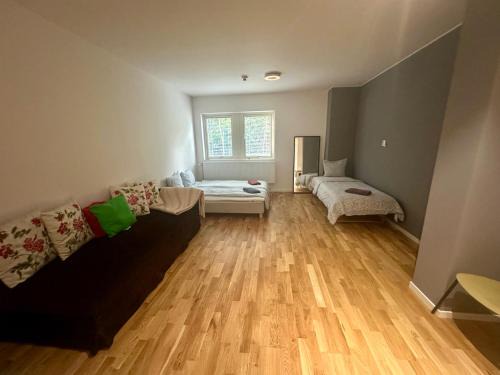 Karrdal Apartment | Big Studio Apartment in Sollentuna Stockholm