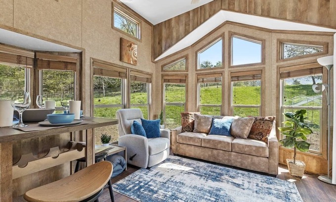 Wildwood House | Big-Tiny Farm Stay w/Pool-15Min to Chattanooga!