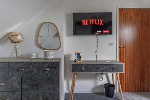 Sheffield Apartment | Bijou Booth House Loft