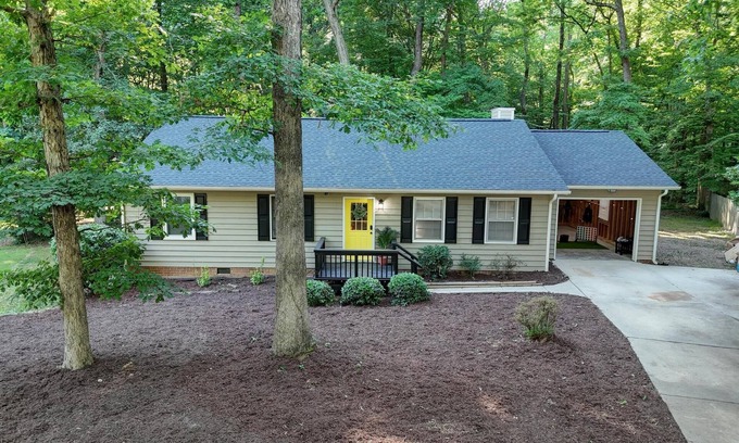 Cary House | Bike~Greenway~1GigGF~Nature~Park
