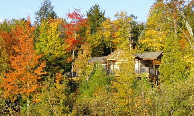 Powell House | Bike, Hike, and Swim, Right From This Stunning House