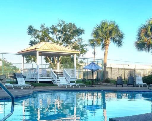Biloxi Apartment | Biloxi Beach-Good Vibes Condo