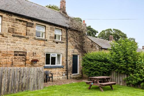 Lesbury House | Bilton Farm Cottage No2