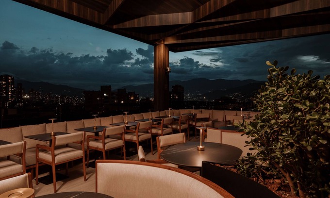 El Poblado Hotel | Binn Hotel
