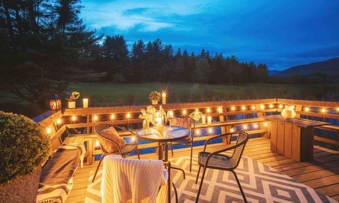 Weston Cottage | Birch Hollow Cottage: a riverside Vermont retreat
