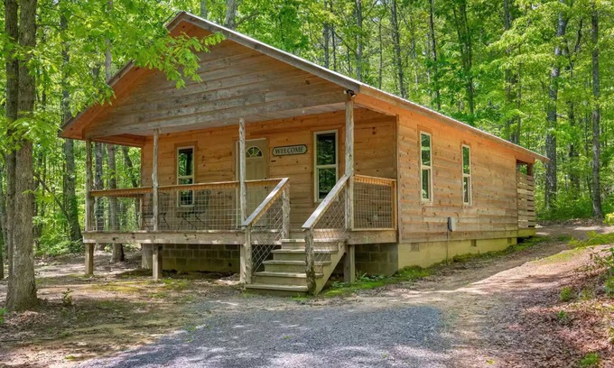 Fort Payne Cabin | Bird House
