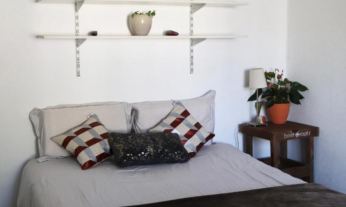 Flamingo Vlei House | Bird Song Cottage - Table View