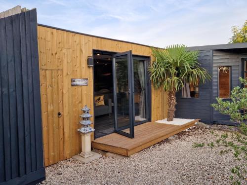 Mablethorpe House | Birdsong lodge - peaceful - dog friendly