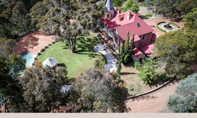 Wilyabrup House | Birdwood Estate | A luxury family friendly home in the heart of Margaret River