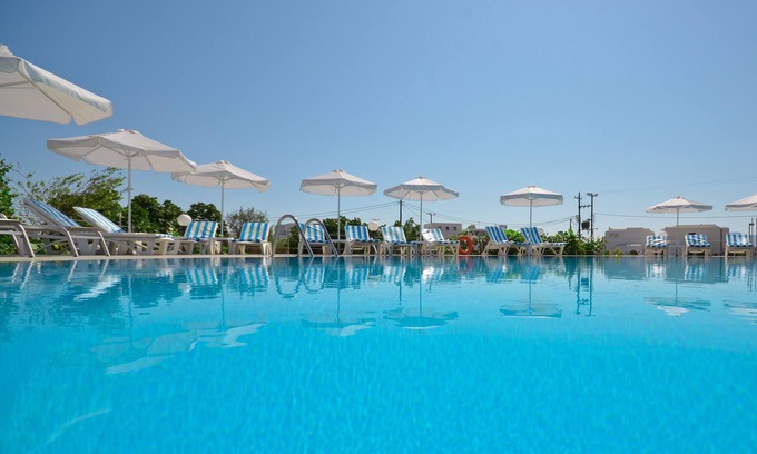 Agios Prokopios Hotel | Birikos Studios & Apartments