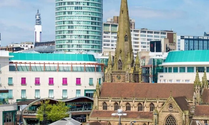 Bordesley House | Birmingham Central Backpackers - Hostel