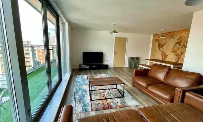 The Westside Apartment | BIRMINGHAM LUXURY APARTMENT