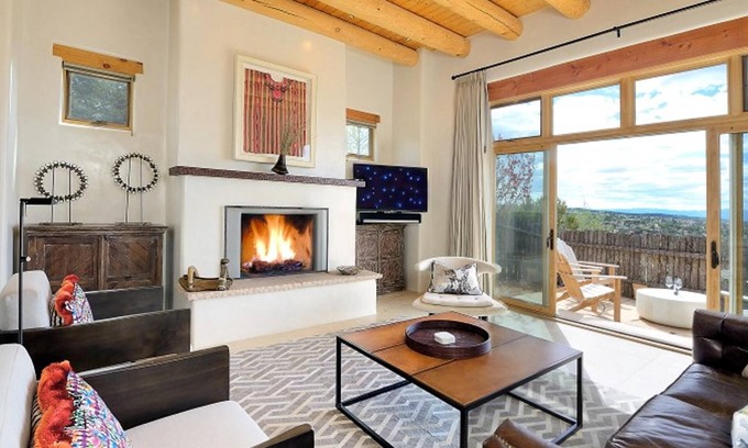 Tesuque House | Bishop's Lodge Villa 43D | Views & Luxury