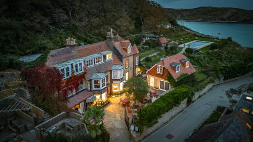 West Lulworth House | Bishops Cottage Lulworth Cove