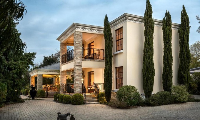 Somerset West House | Blaauwheim Guest House