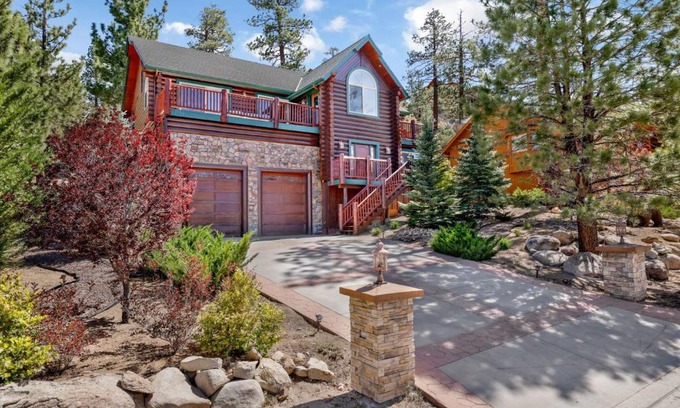 Castle Glen Estates House | Black Bear Castle #2047 by Big Bear Vacations
