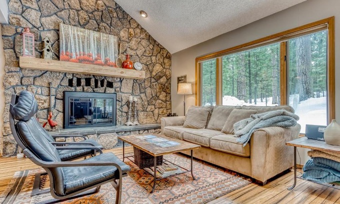 Black Butte Ranch House | Black Butte Gem