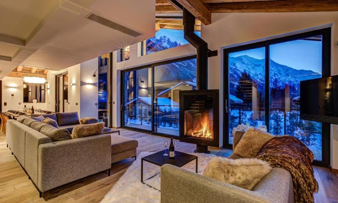 Les Tines Ski Chalet | Black Pearl Chalet 5*