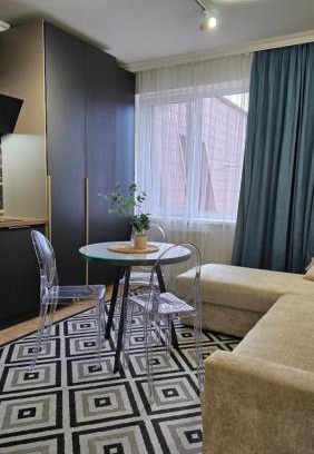 Mukachevo Apartment | Black Room Apartment