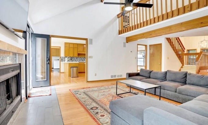 Buford House | Blackberry Cove BnB - south Lake Lanier