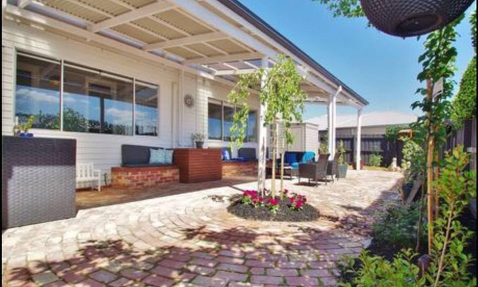 Healesville House | Blackwood House