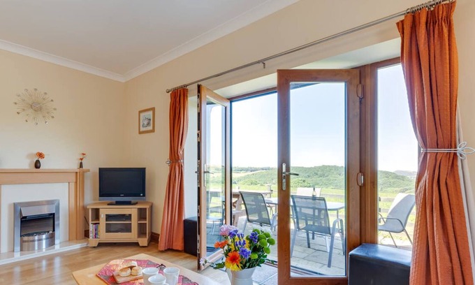 Aberystwyth House | Blaenlli in Aberystwyth