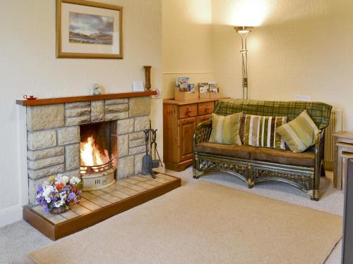 Alexandria House | Blairhosh Cottage