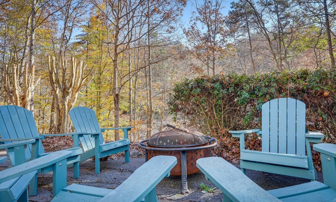 Blairsville Cabin | Blairsville Cabin w/Hot Tub on Nottely Lake!