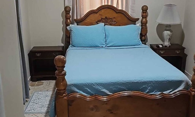 Cedar Hills House | Blessed 4 Bedroom House/family size house.