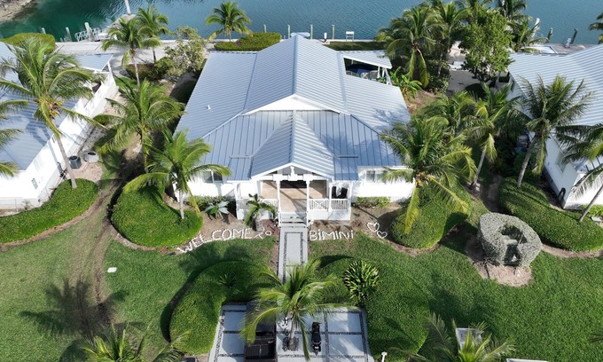Alice Town House | Bliss On The Bay; Private Bayfront Home