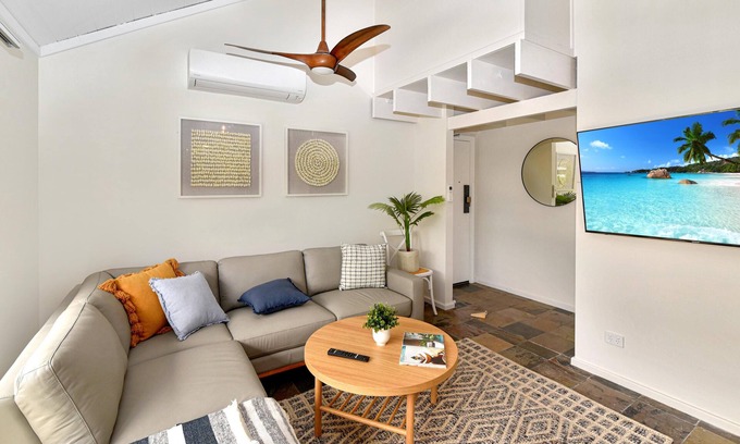 Silver Sands House | Blissful Silver Sands Retreat ~ Aldinga Beach - A delightful three-bedroom home situated just metres away from the stunning Silver Sands Beach