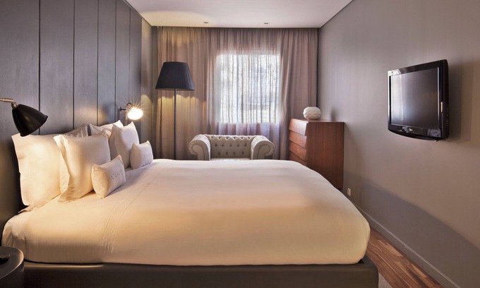 Santo Antonio Hotel | Blissful Stay Near Avenida da Liberdade, Full Kitchen, Pet-Friendly, Altis Prime
