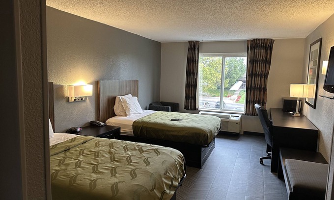 Indianapolis Hotel | BlissPoint Inn Northwest Indianapolis