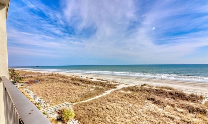 Cherry Grove Beach Apartment | Blockade Runner Motor Inn